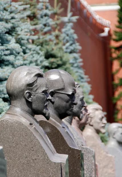Мавзолей Ленина: тайны Кремлевского некрополя