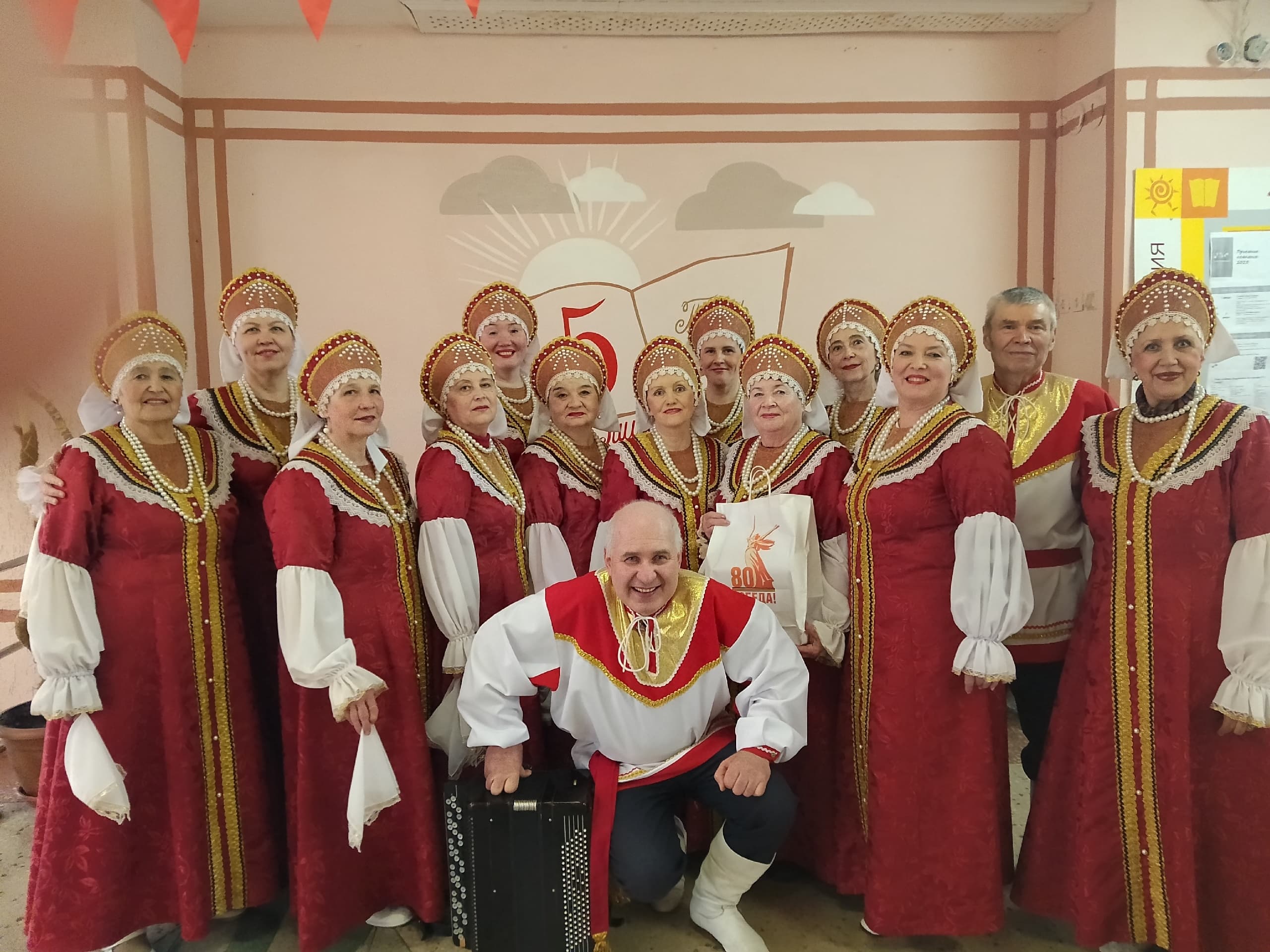 Хор «Русская песня». Листая календарь (ДК «Искра»)