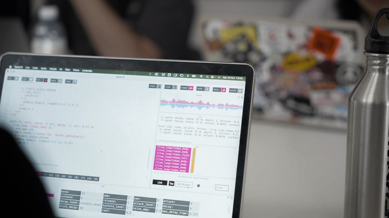 Казахская музыкальная традиция импровизации и протеста: алгоритмический төкпе через live coding (Центр современной культуры «Целинный»)