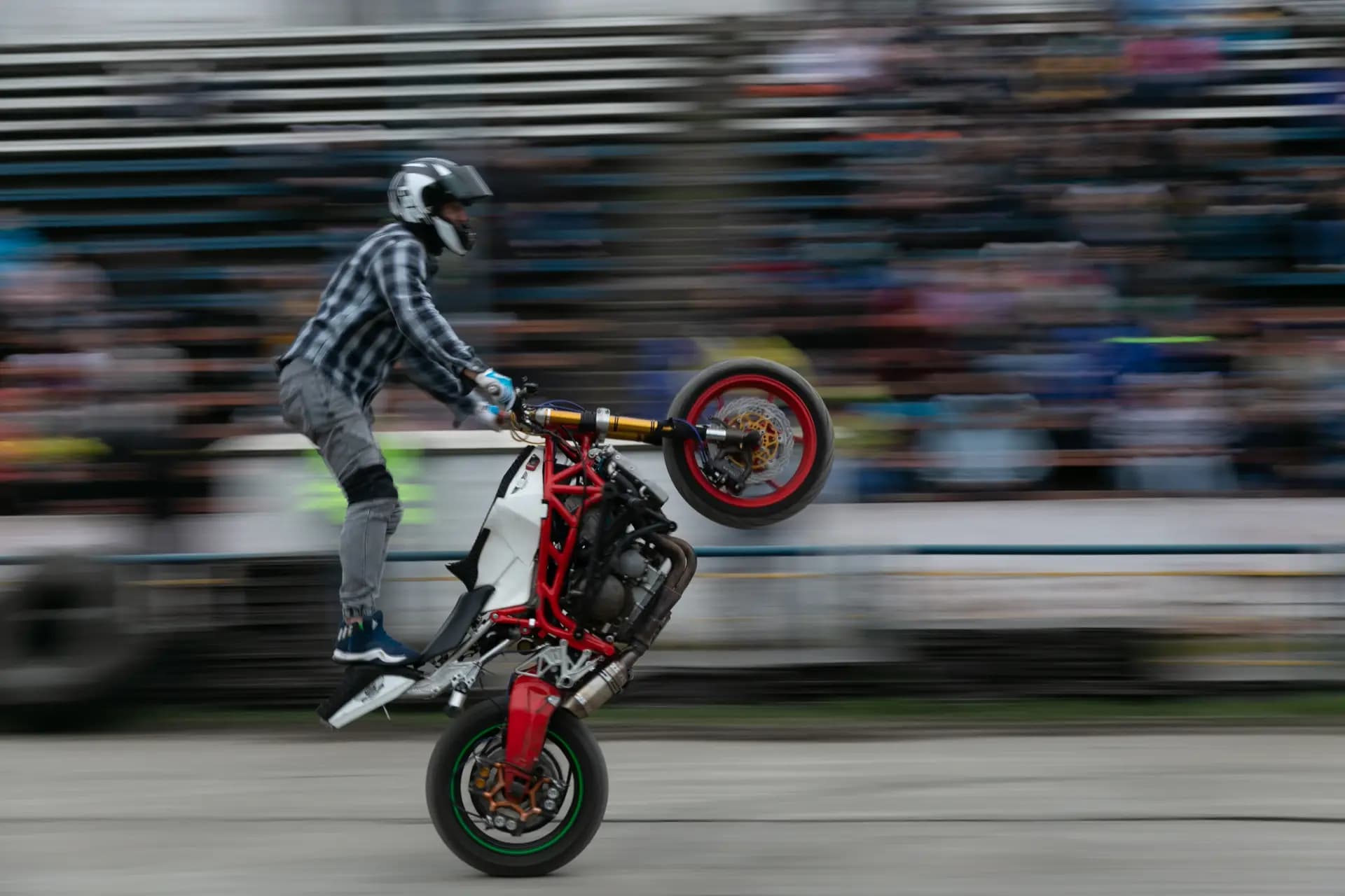Шоу каскадеров «Битва машин» (Родина)