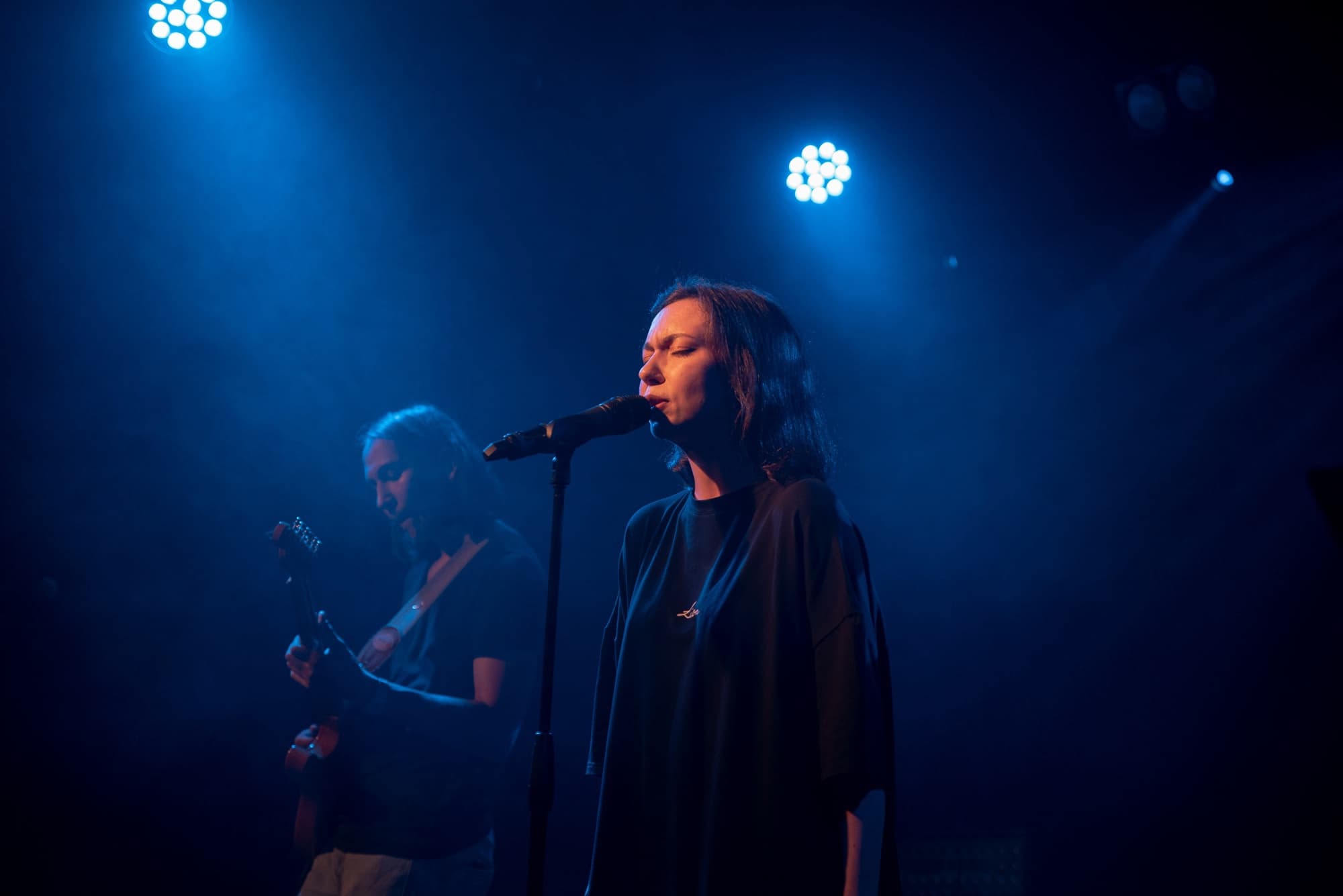 Группа «Юна» c live-бэндом (16 Тонн Арбат)