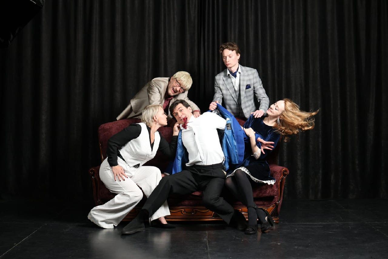 Сумасшедшая комедия (Театр на Булаке)