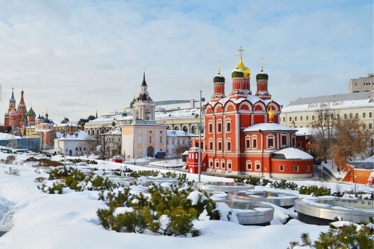 Сказки старого Зарядья (Станция метро «Китай-город»)