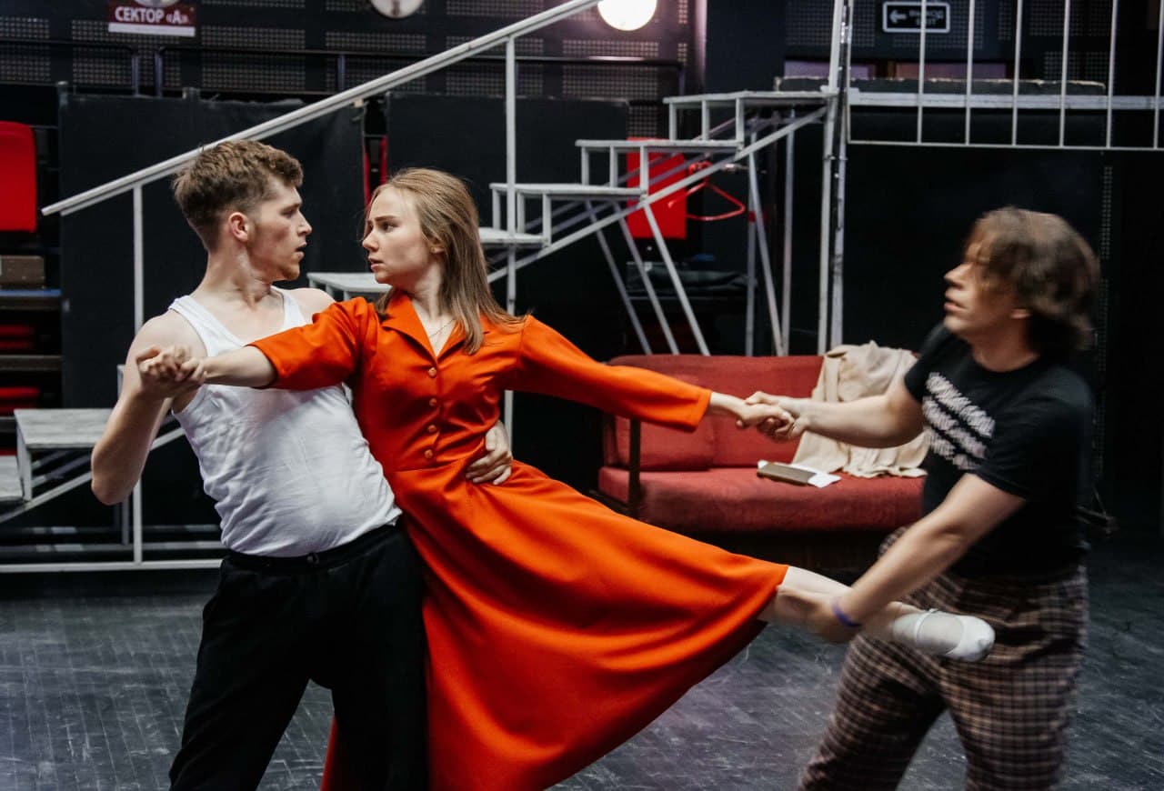 О любви четыре истории (Русский драматический театр им. Бестужева)