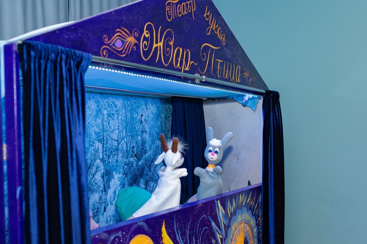 «Колобок» и «Кот, Лиса и Петух» (Лицей им. Ломоносова)