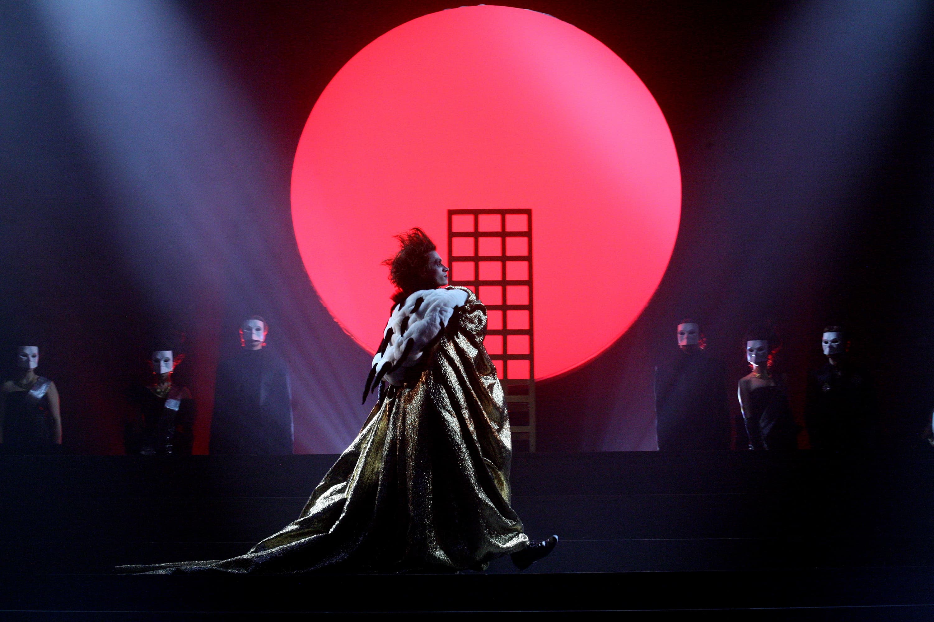 Тень (Театр комедии им. Акимова)