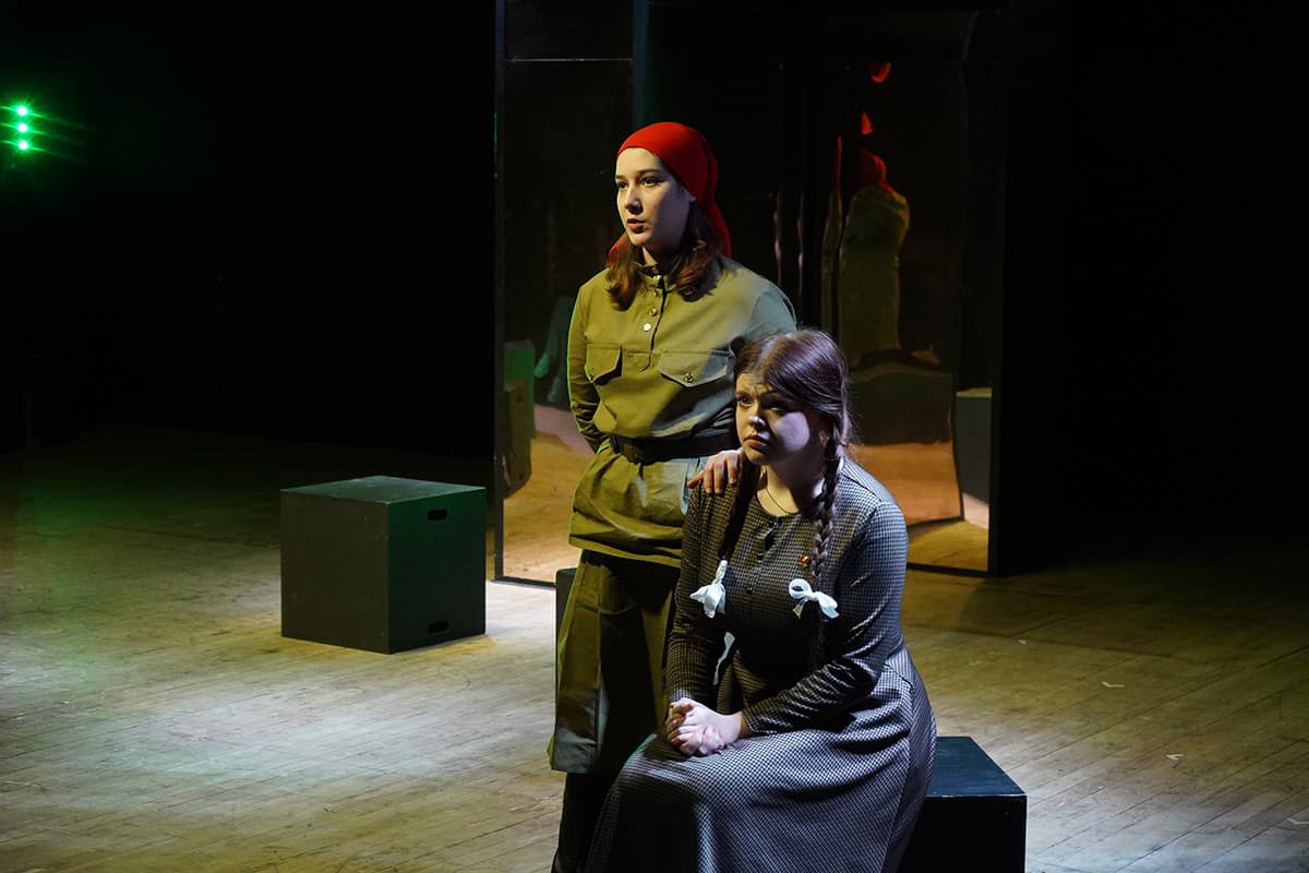 Завтра была война (ЦДРИ)