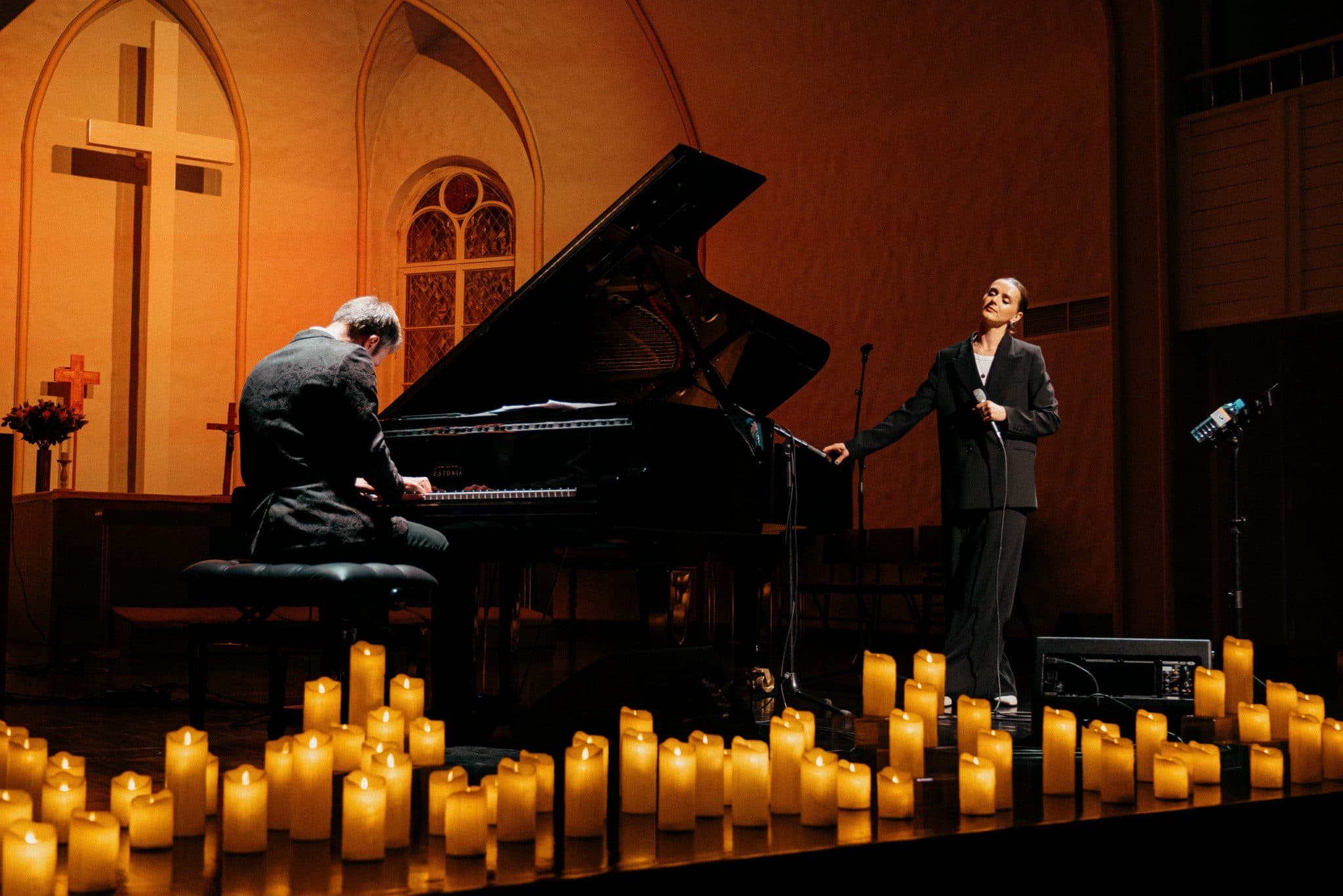 Adele. Джазовый трибьют при свечах в старинном соборе (Яани Кирик)