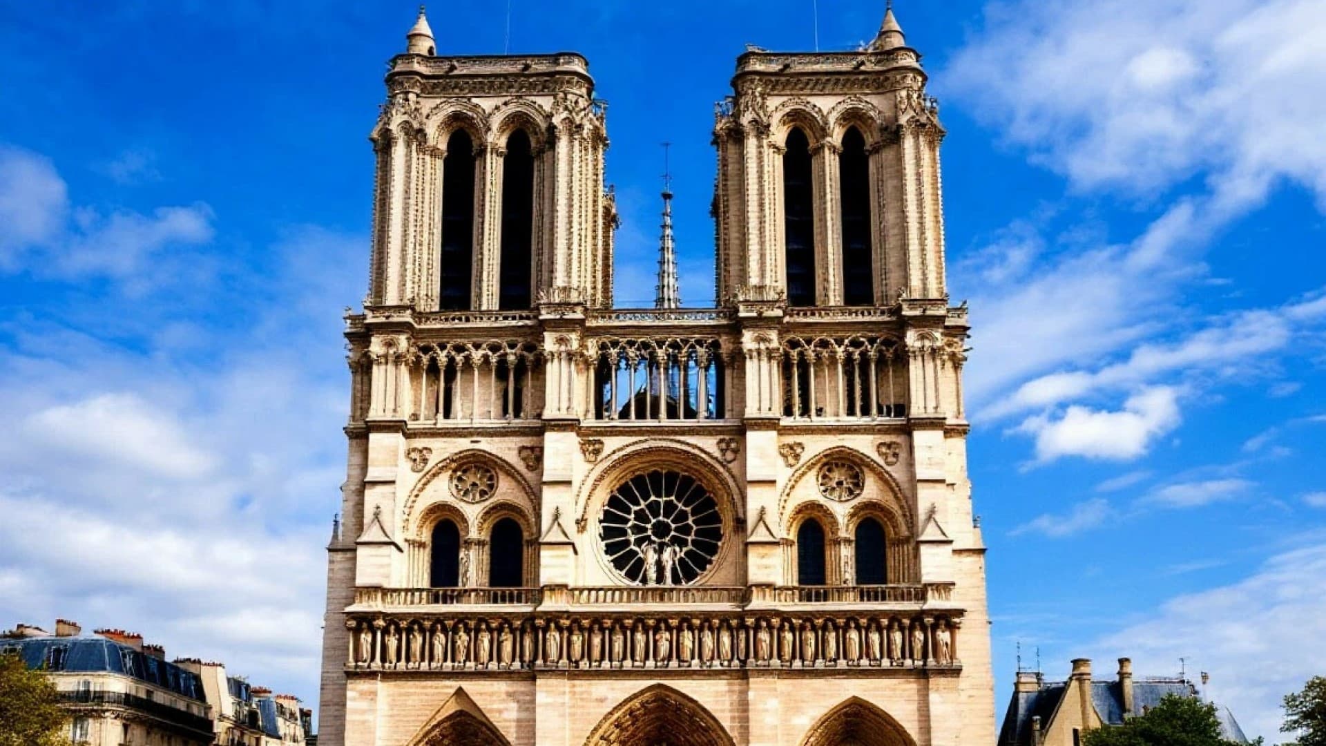 Notre Dame de Paris. Орган и солисты в готическом соборе при свечах (Храм Посещения Пресвятой Девой Марией Елизаветы)