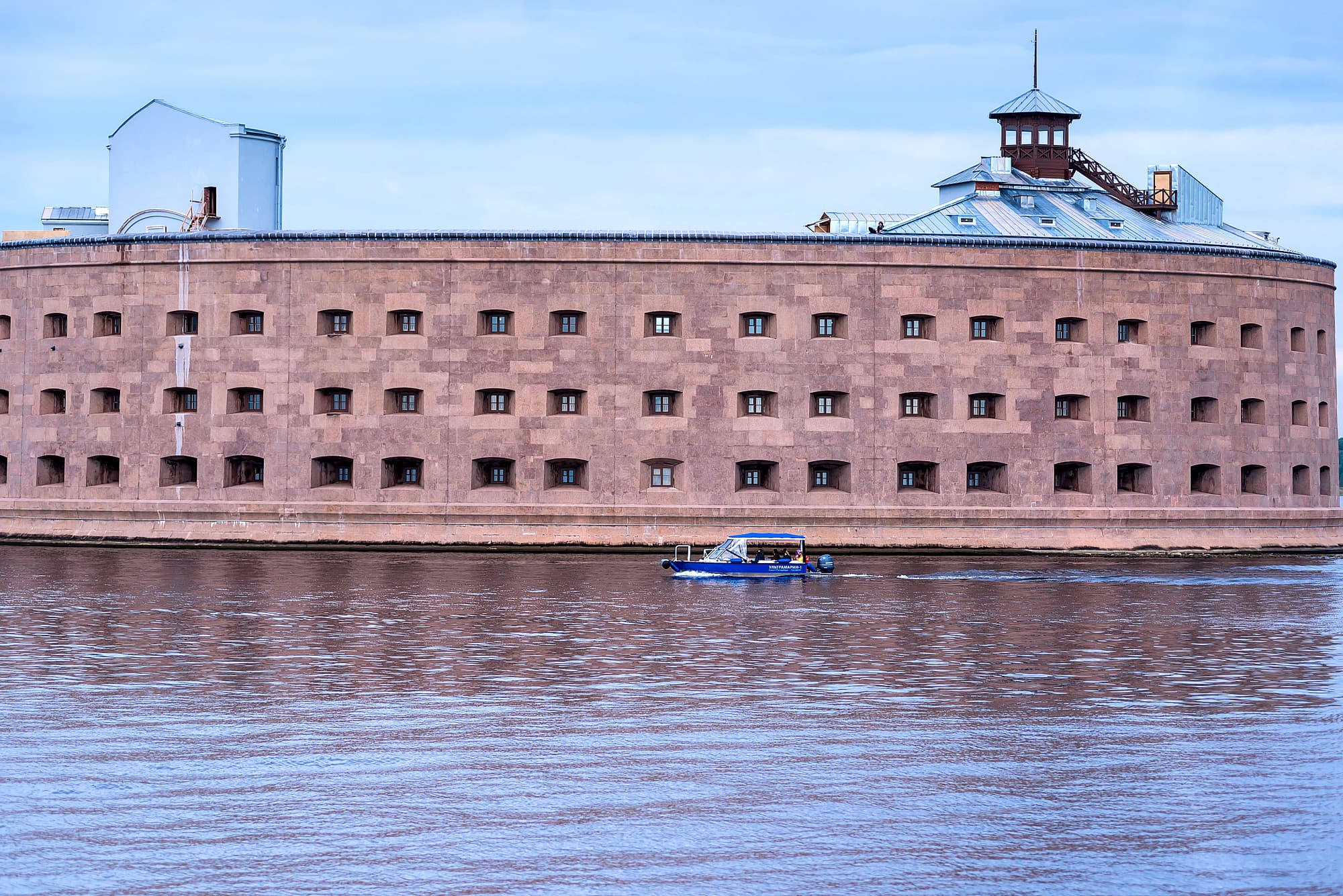Форт Константин. Морская прогулка. Остров фортов (Форт Константин)