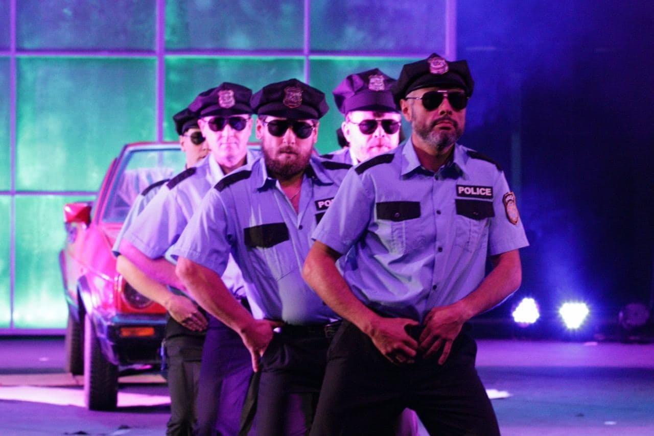 Красавцы (Коми-Пермяцкий драматический театр им. Горького)