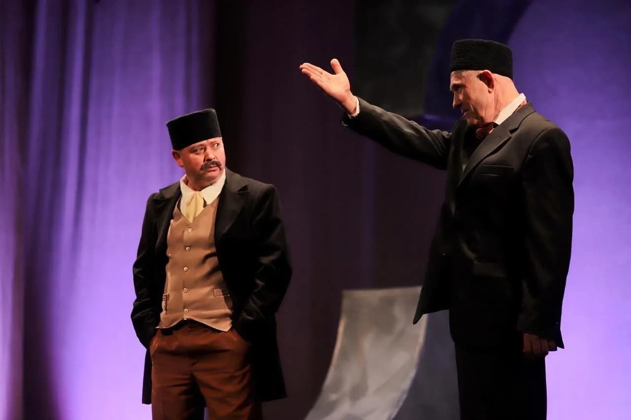 Без китәбез, сез каласыз / Мы уходим, вы остаётесь (Татарский драматический театр)