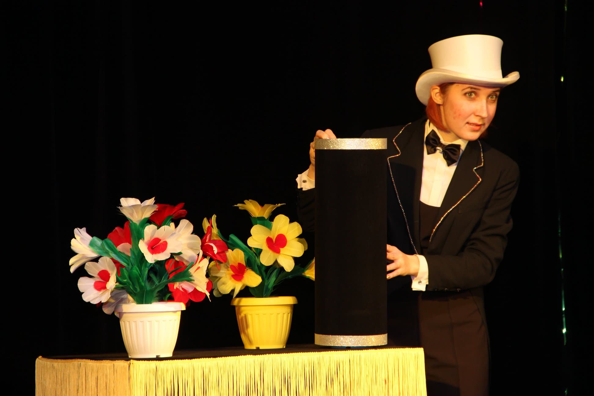 Фокусы без обмана (Театр магии и фокусов «Самокат»)