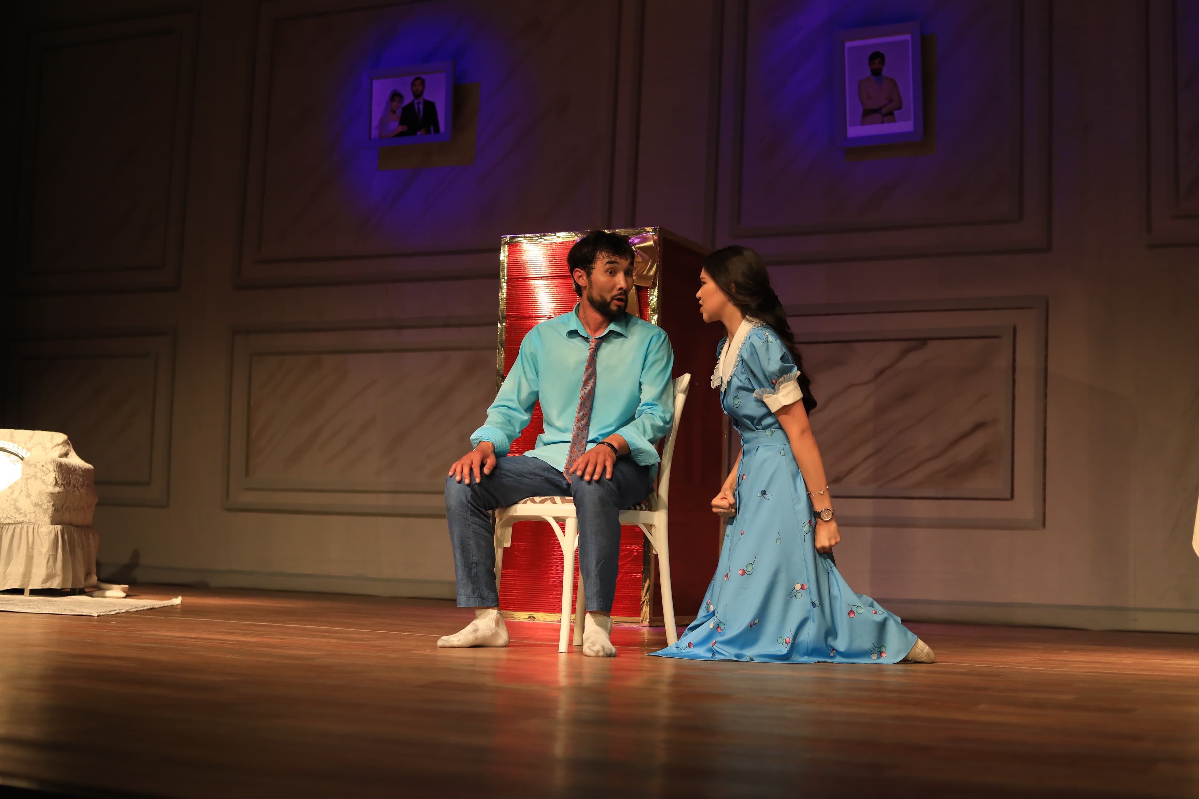 Күйеуіңізді сатыңызшы (Корейский театр музыкальной комедии)