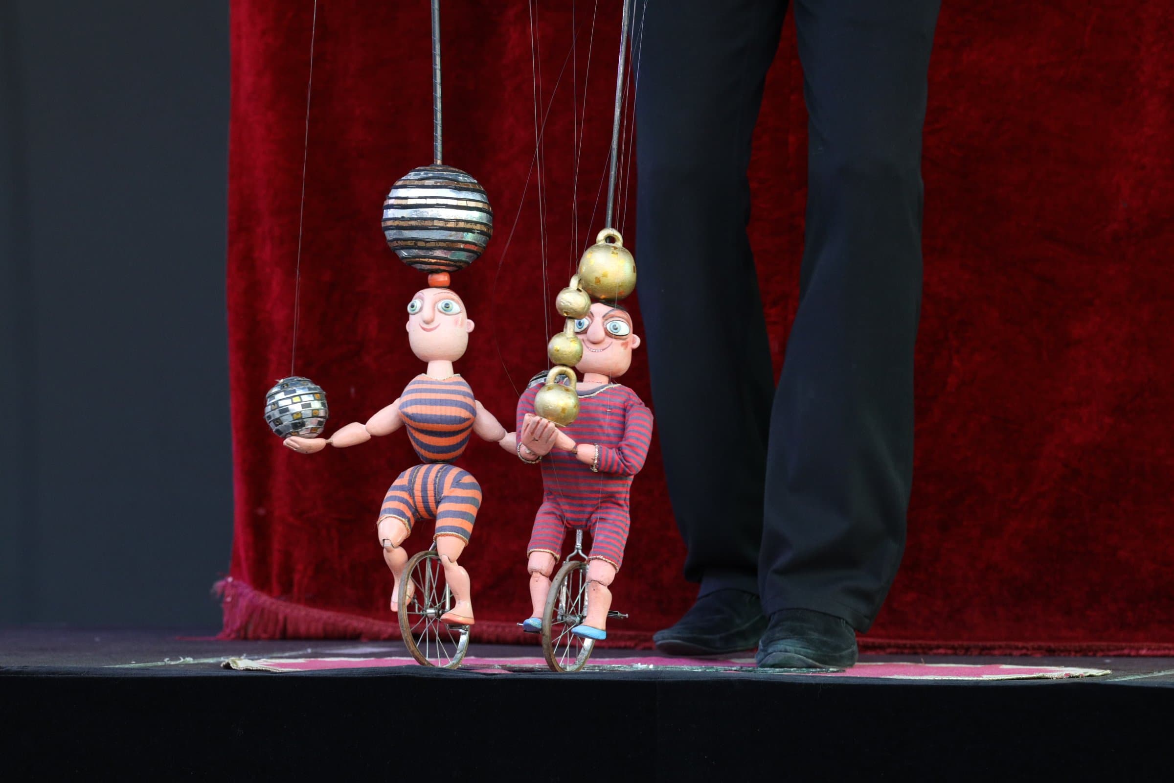 Цирк на нитях (Театр кукол им. Образцова)
