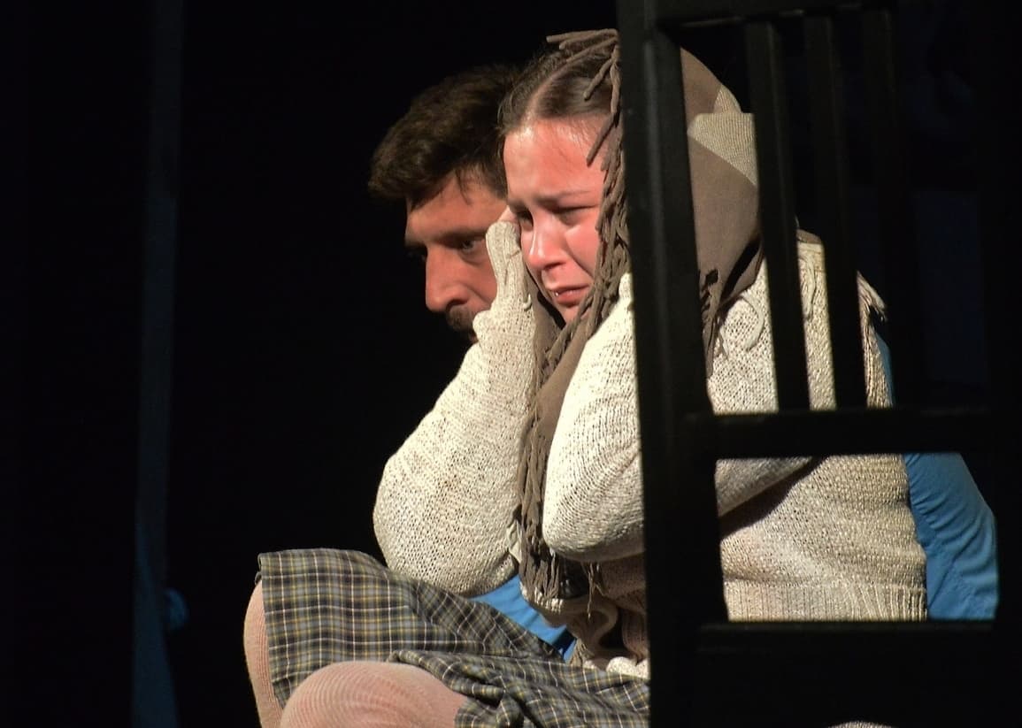 Можно попросить Нину? (Детская школа искусств)