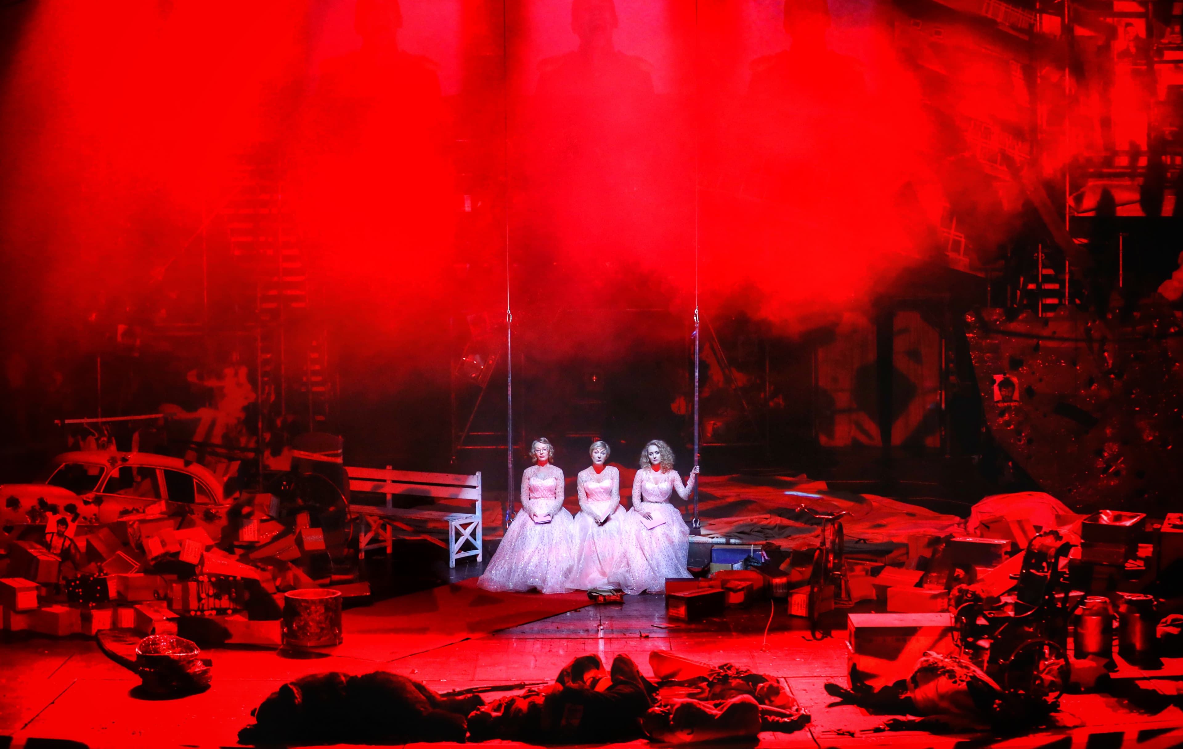 Три толстяка. Эпизод 2. Железное сердце (БДТ им. Г. А. Товстоногова)