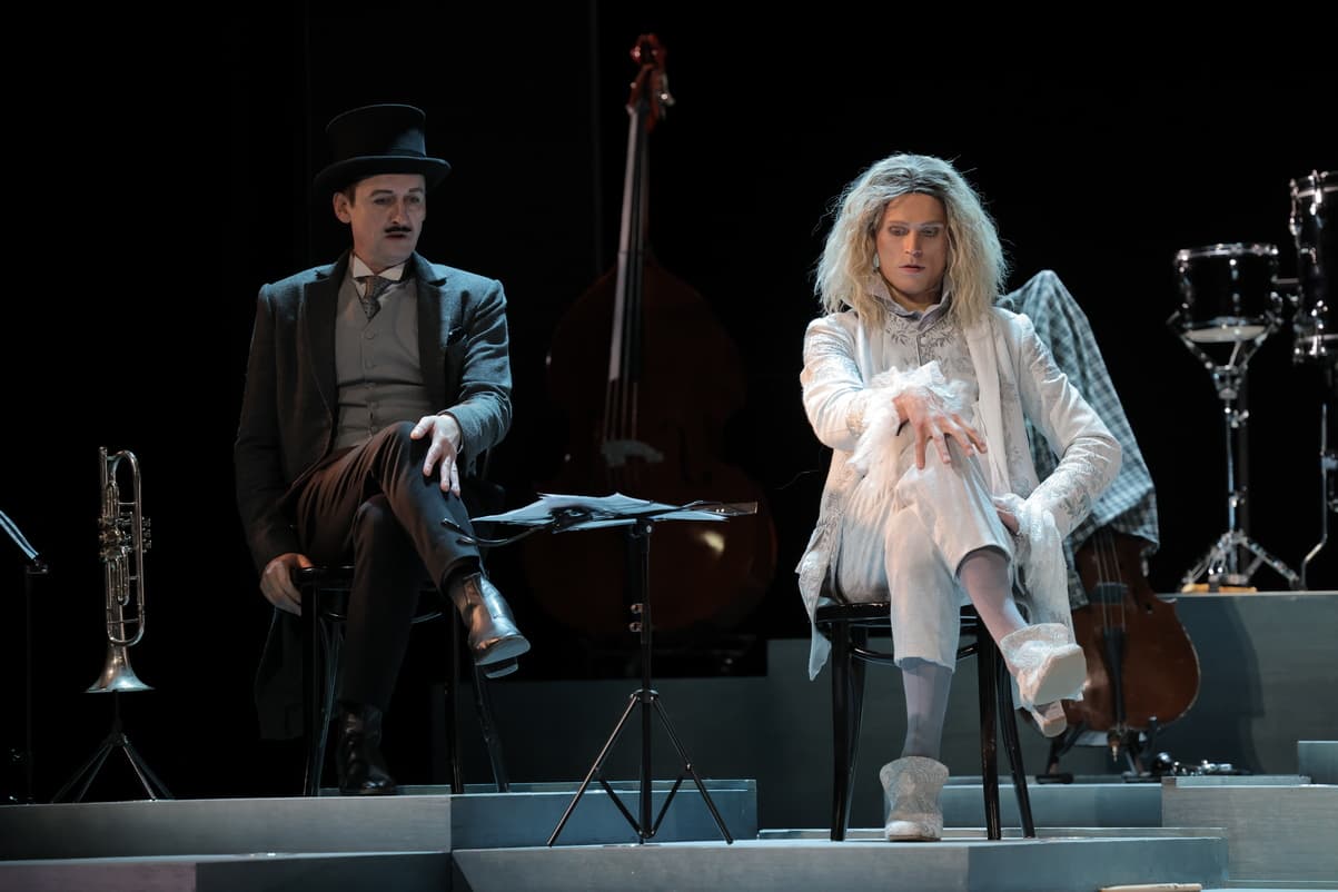 Четыре тирана (Дворец на Яузе)