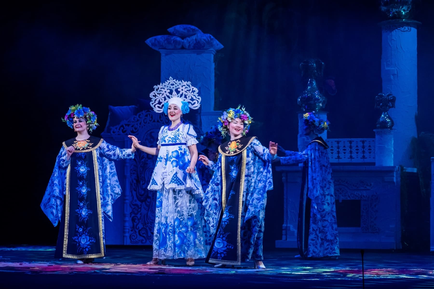 Летучий корабль (Театр оперы и балета)