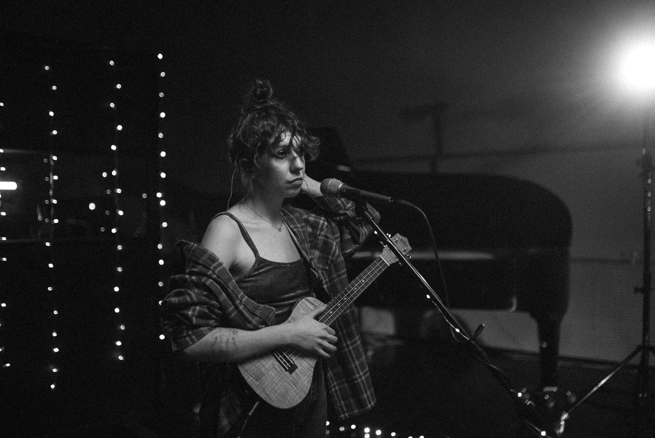 Даша Лампочка (Притяжение)