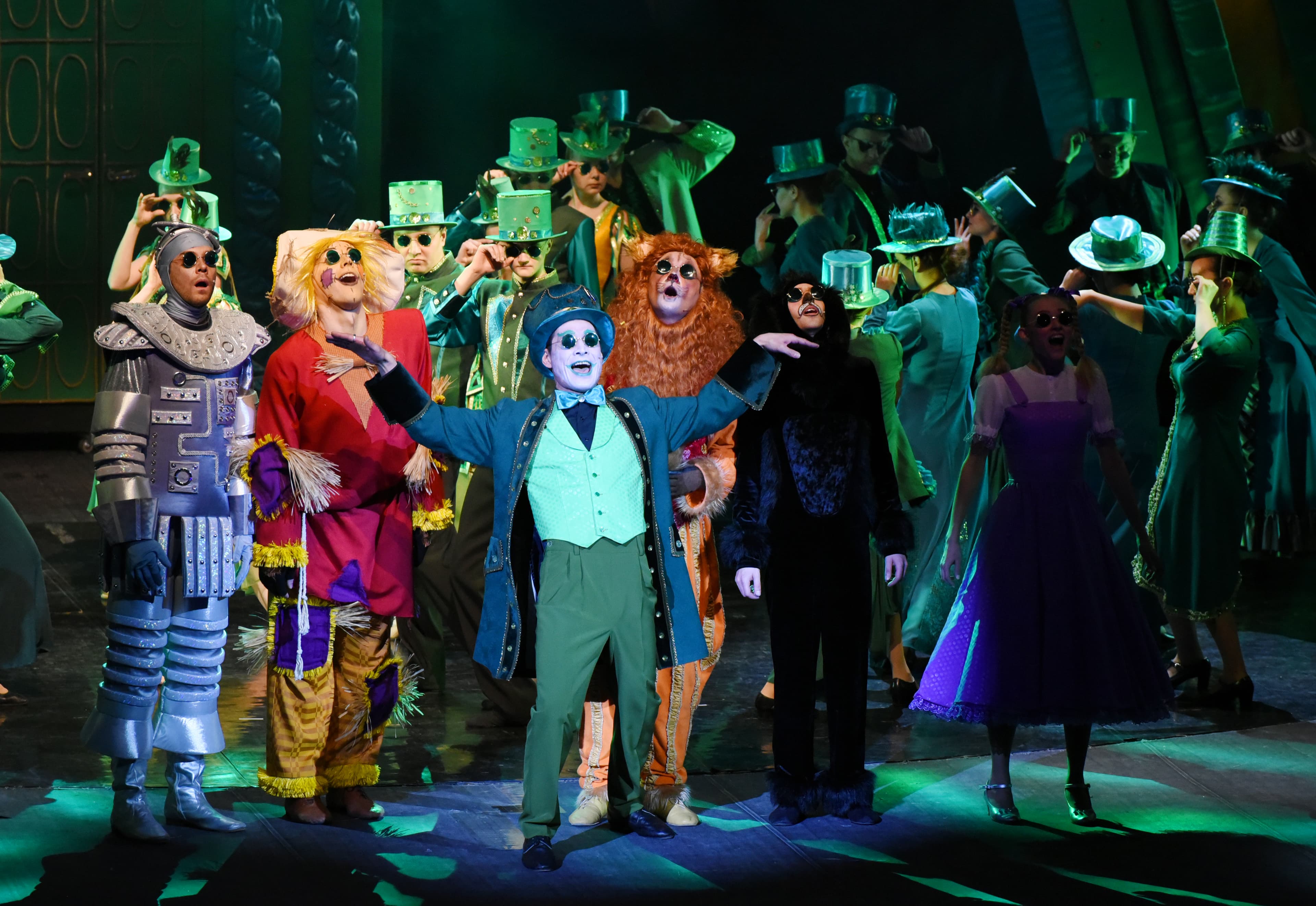 Волшебник Изумрудного города (Музыкальный театр Кузбасса им. Боброва)