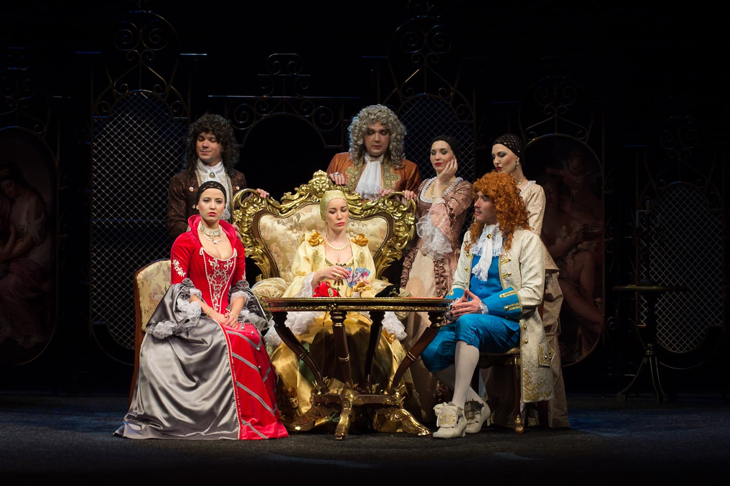 Стакан воды (Новый экспериментальный театр)