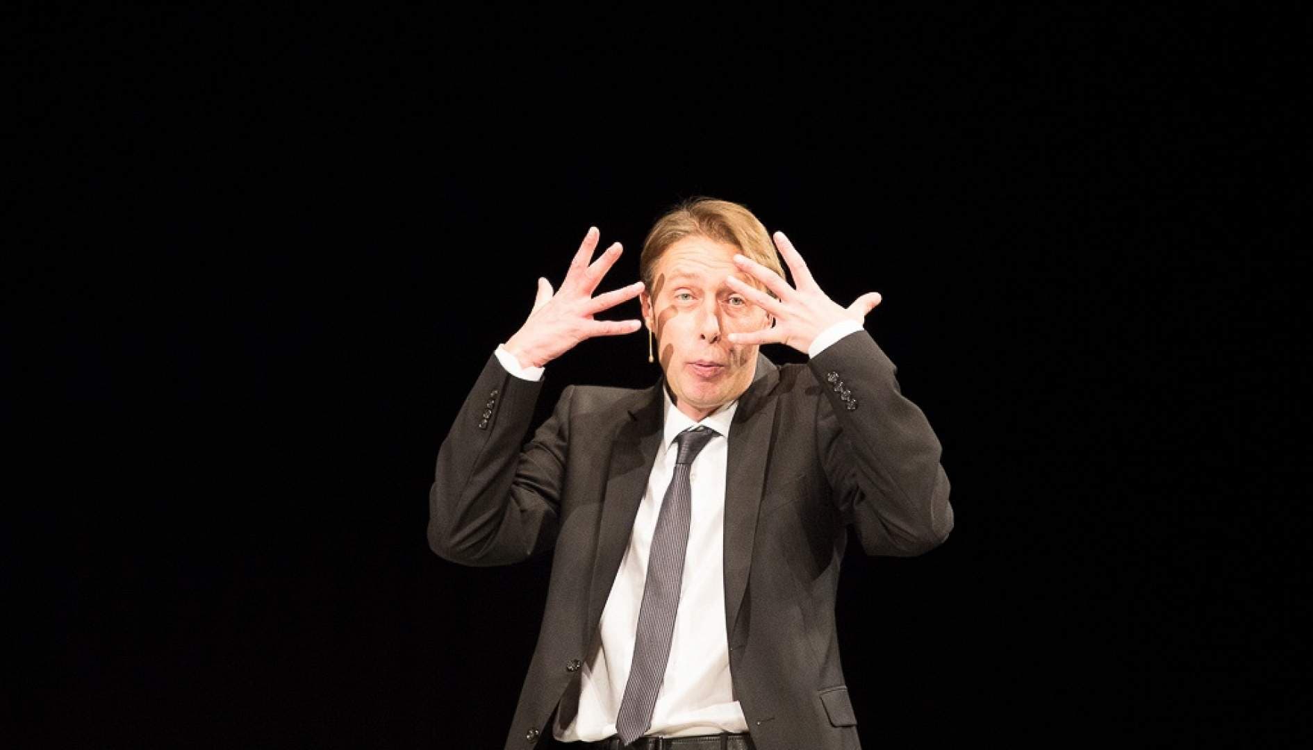 Сервиз на шесть персон (Театр кукол)