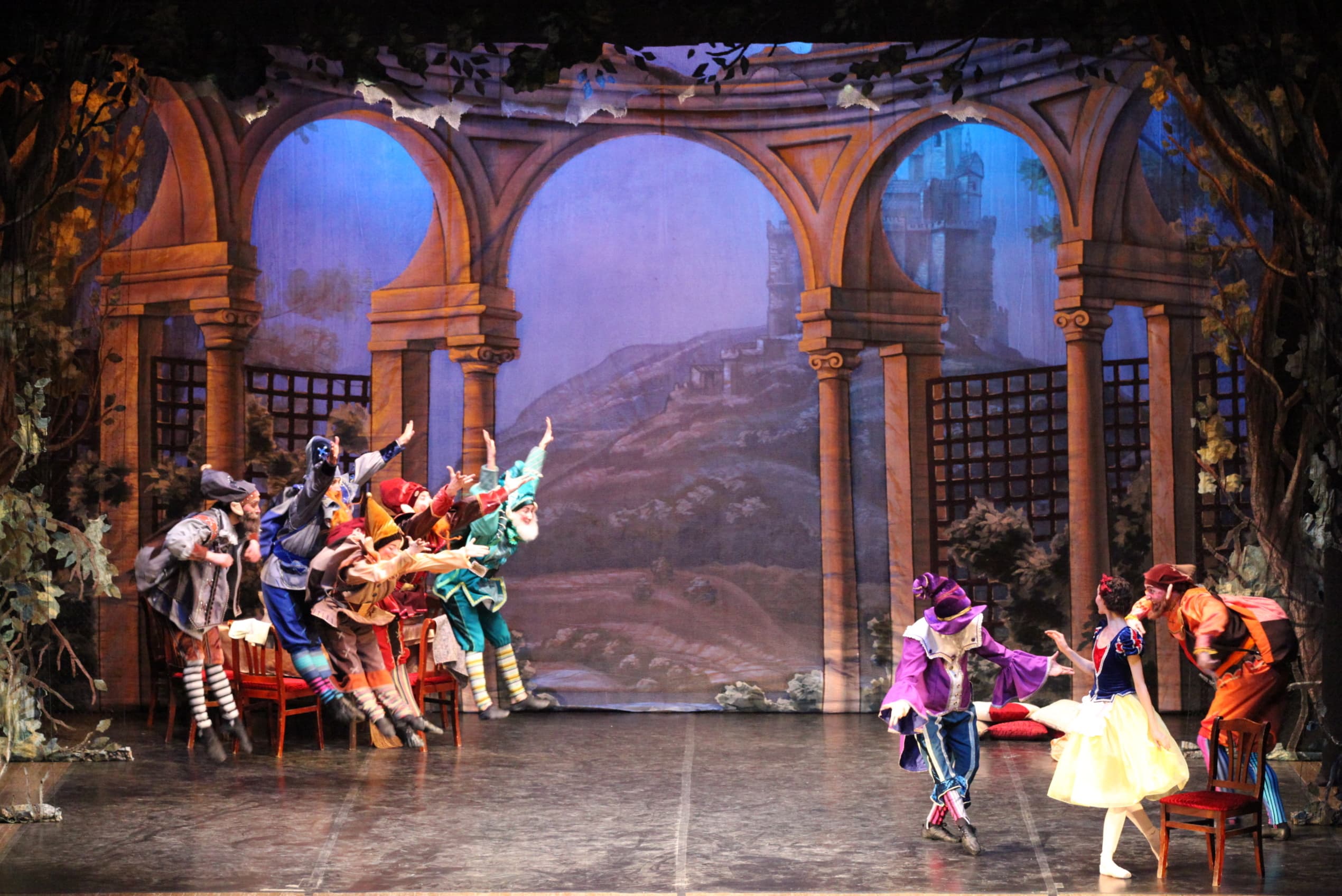 Белоснежка и семь гномов (Дом учёных)