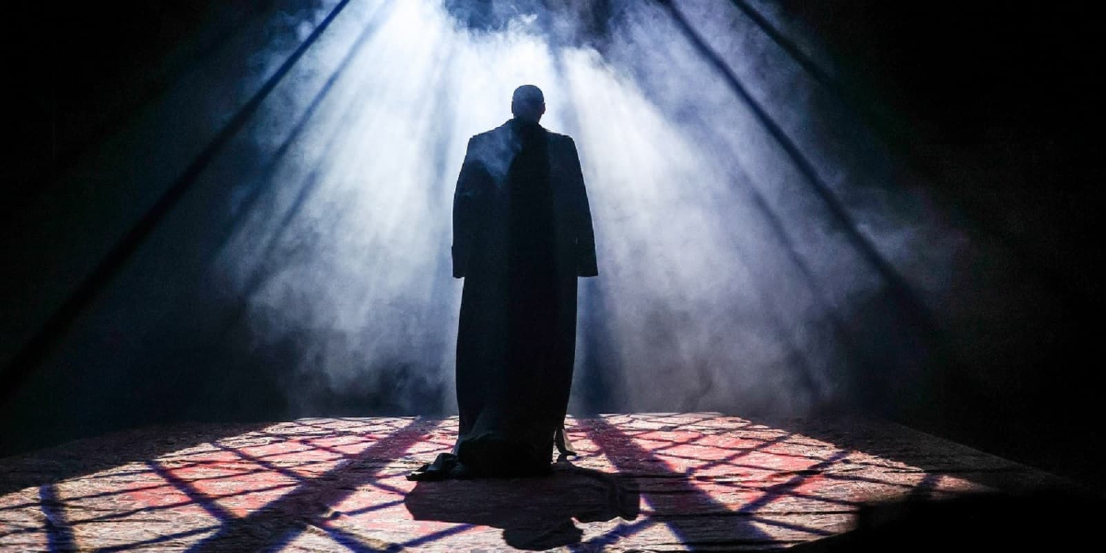 Бег (Ленком Марка Захарова)