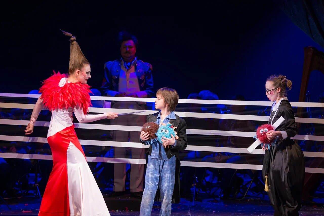 Волшебная барабанная палочка (Губернский театр)