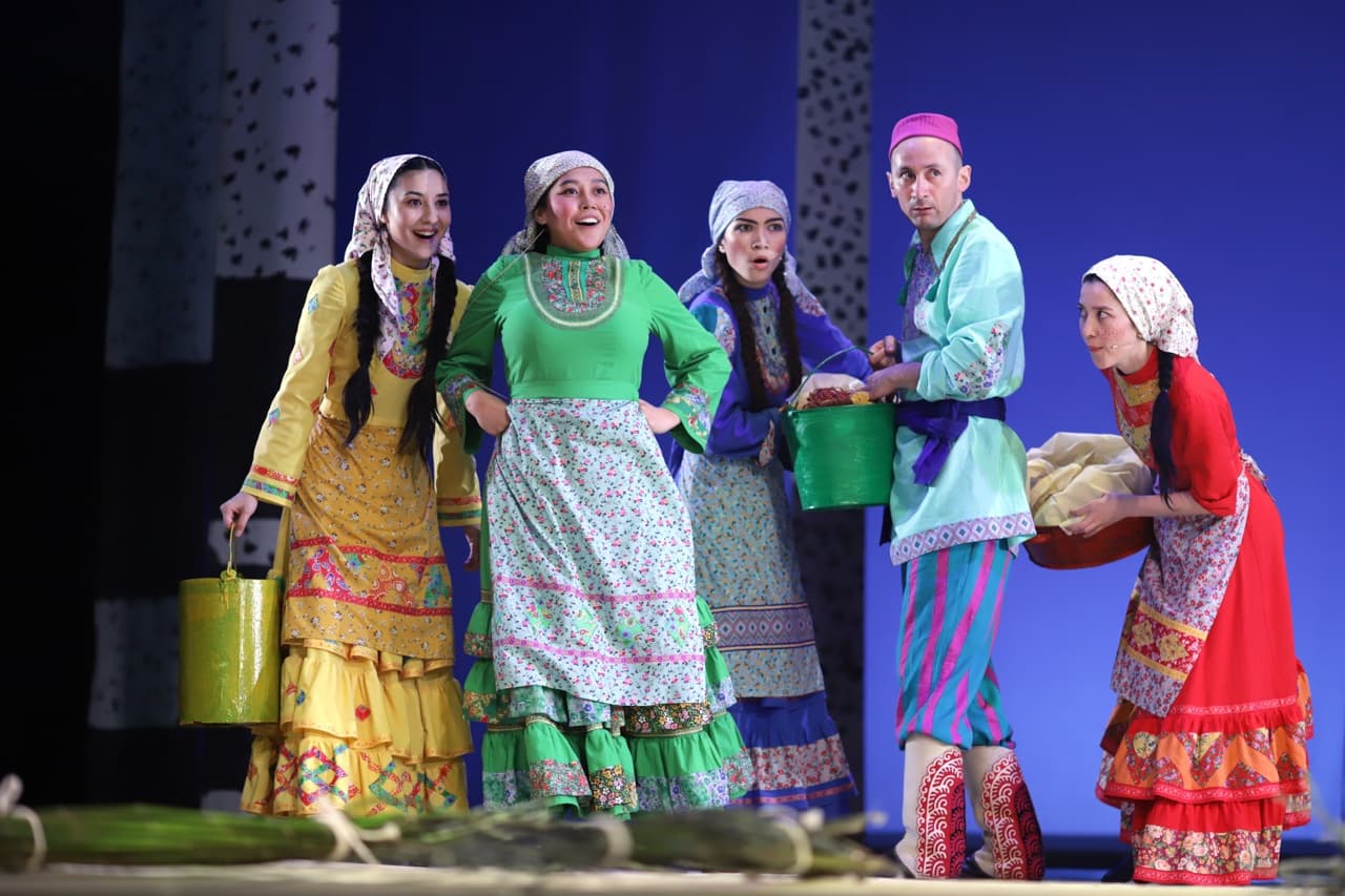 Молодые сердца (Театр драмы им. Гафури)