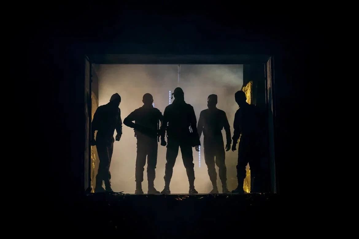 Призраки Марса (Театр Гоголя)