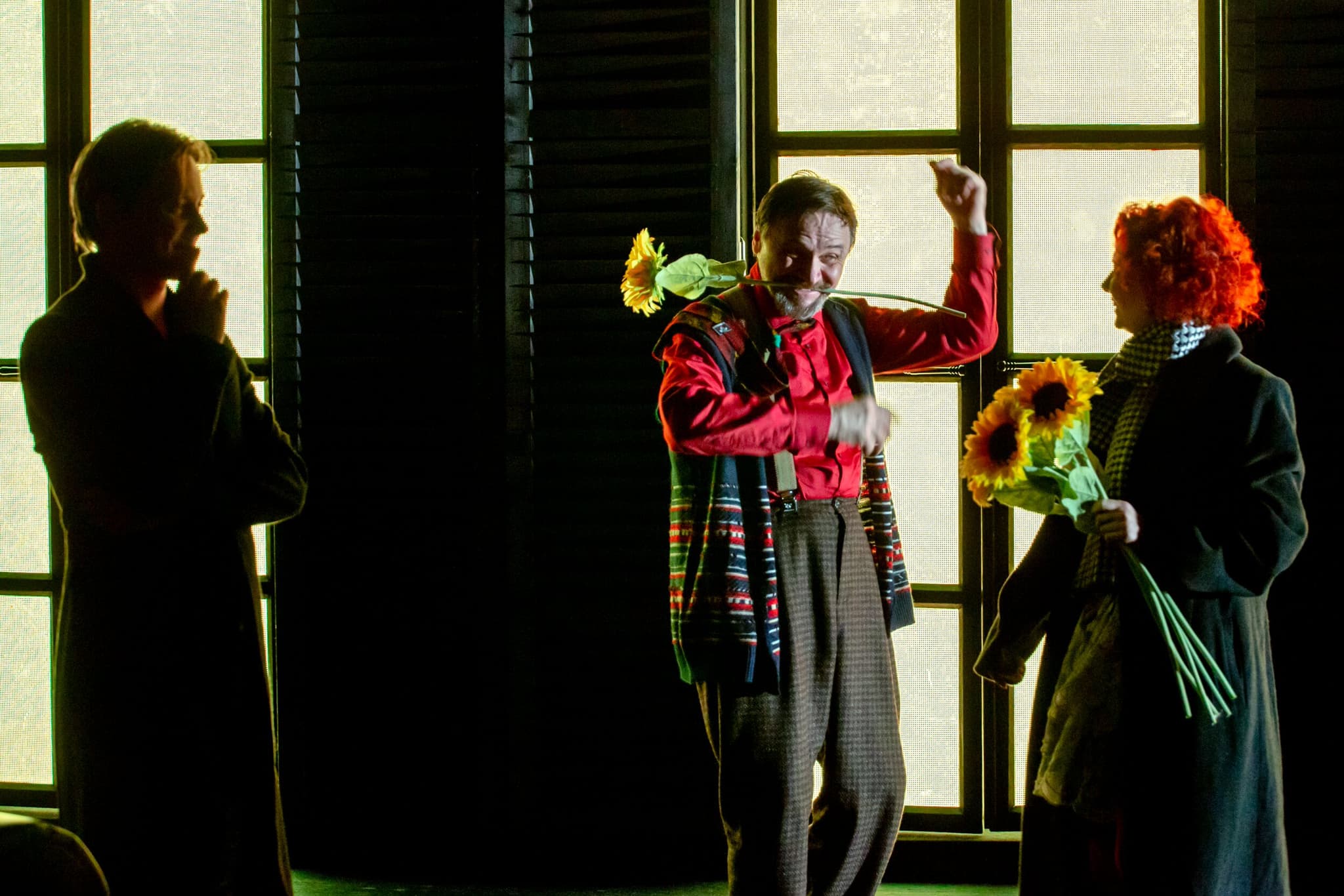 Нас обвенчает прилив... (Молодёжный театр на Фонтанке)