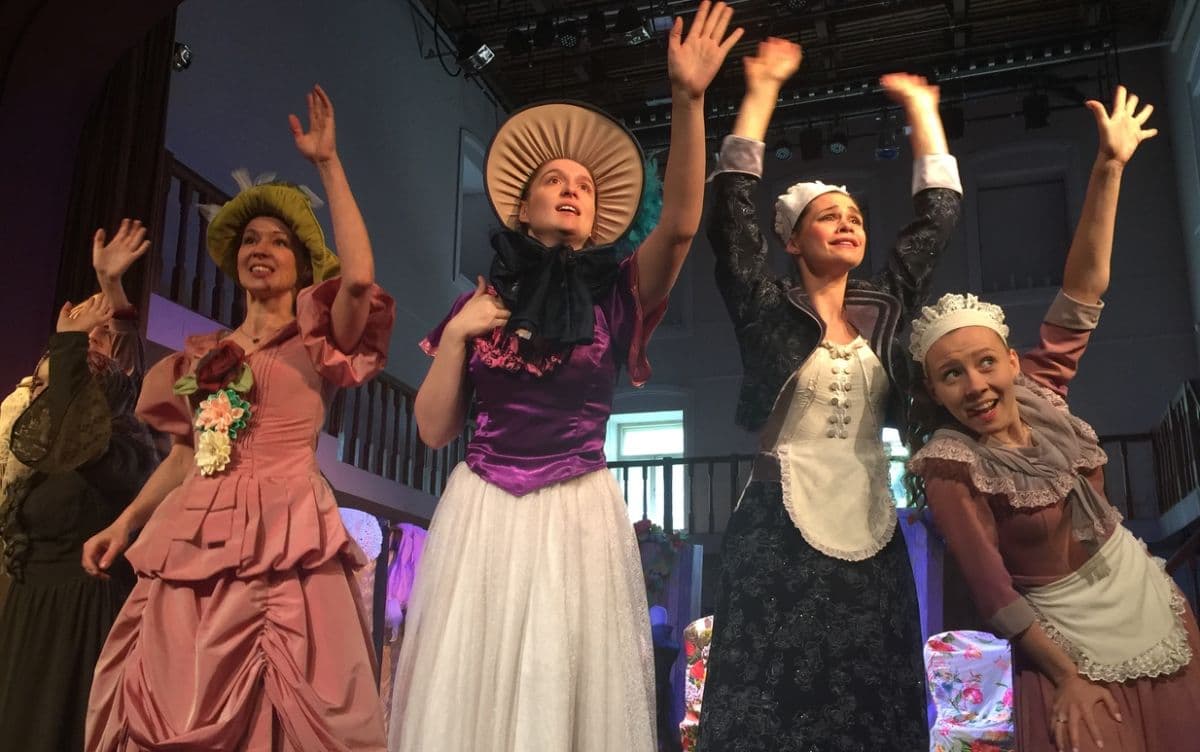 Гробовщик (Камерный театр Музея писателей Урала)