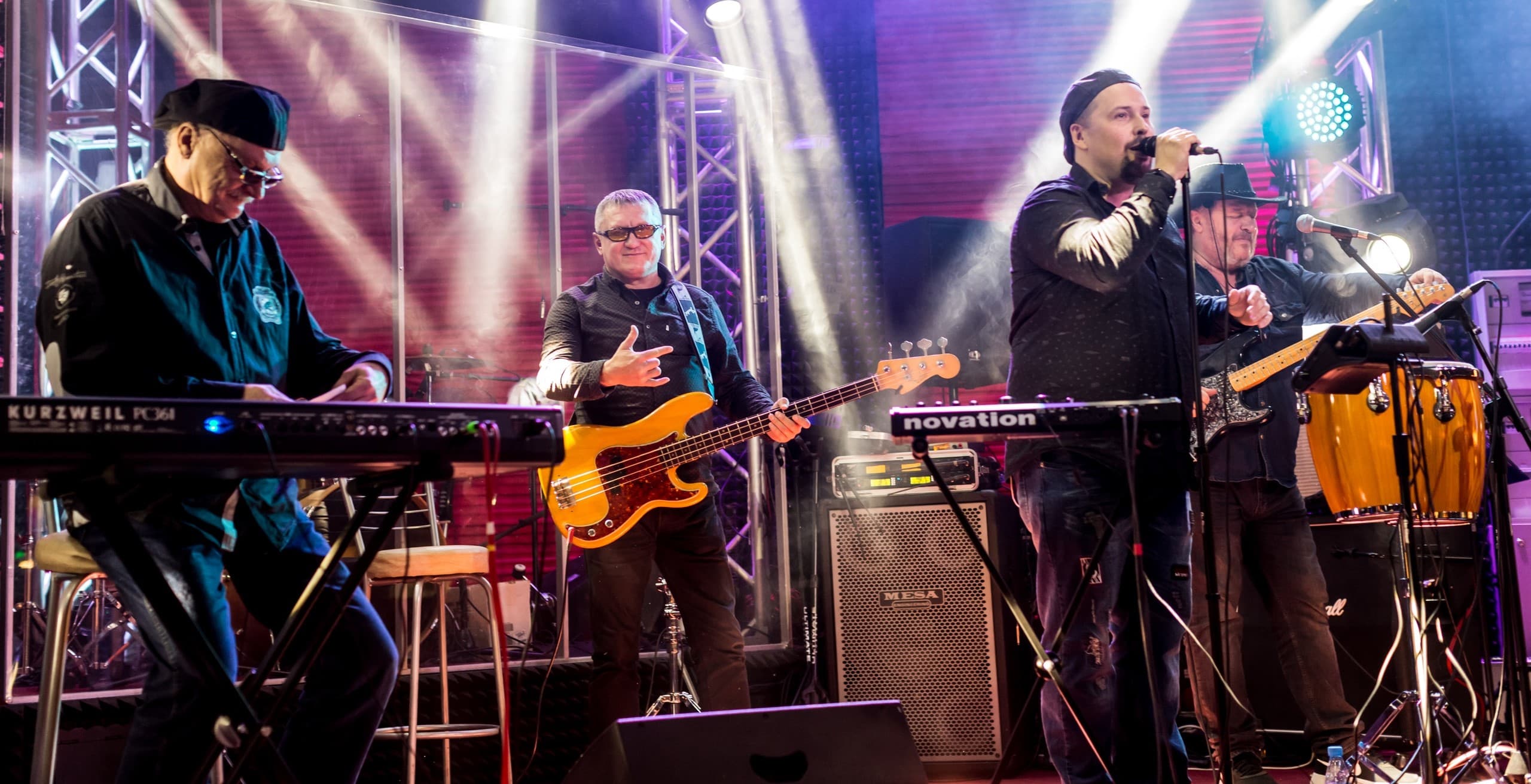 Dipped in Purple. Deep Purple & Pink Floyd Tribute (Rhythm & Blues Cafe)