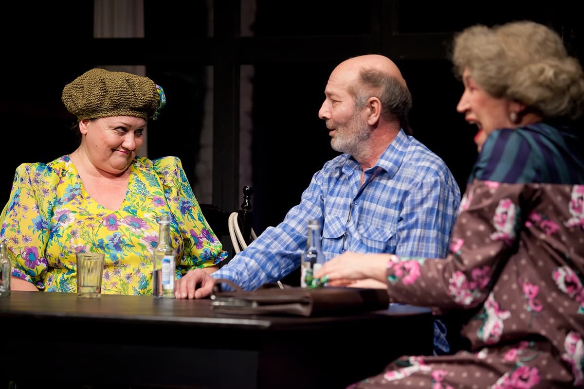 Три невесты старика Чмутина (Драматический театр п/р Сергея Афанасьева)