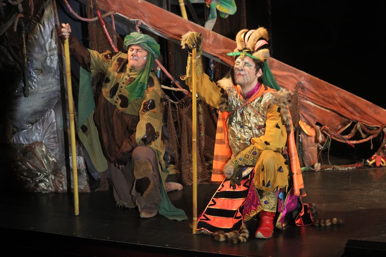 Маугли (На Неве)