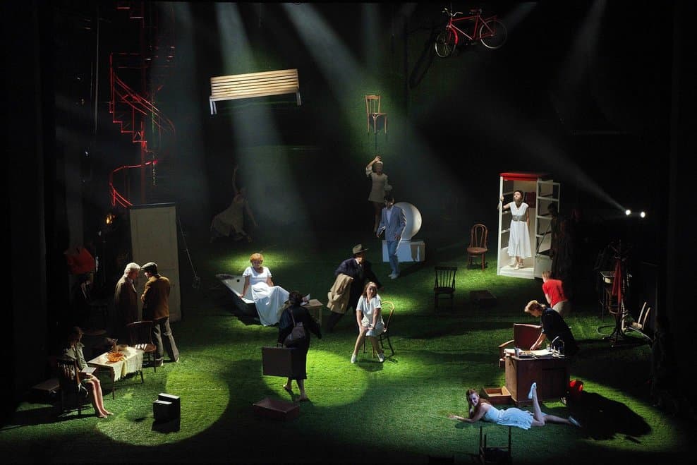 С любимыми не расставайтесь (МТЮЗ)