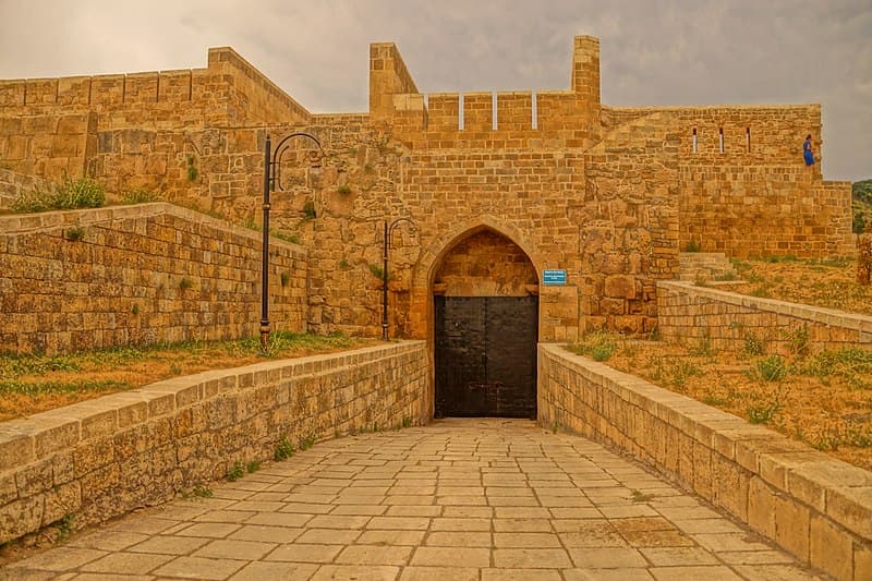 Древний Дербент и Каспийский монстр «Лунь» (Дербент и Каспийский монстр «Лунь»)