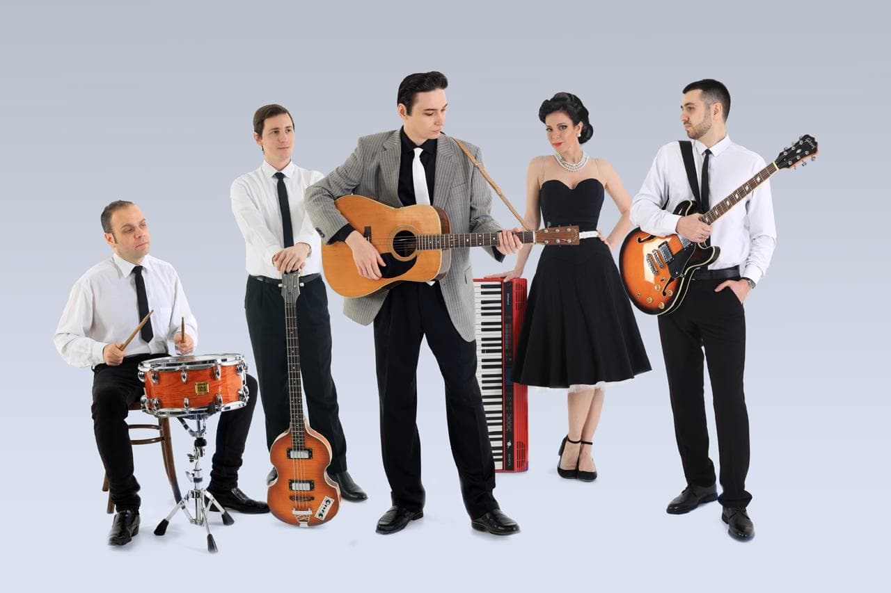 Elvis on Tour (Rhythm & Blues Cafe)