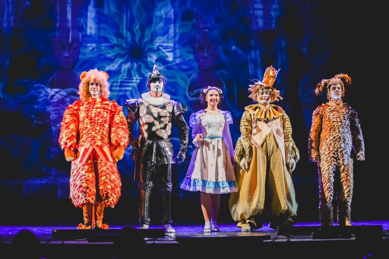 Волшебник Изумрудного города (Театр драмы им. Горького)