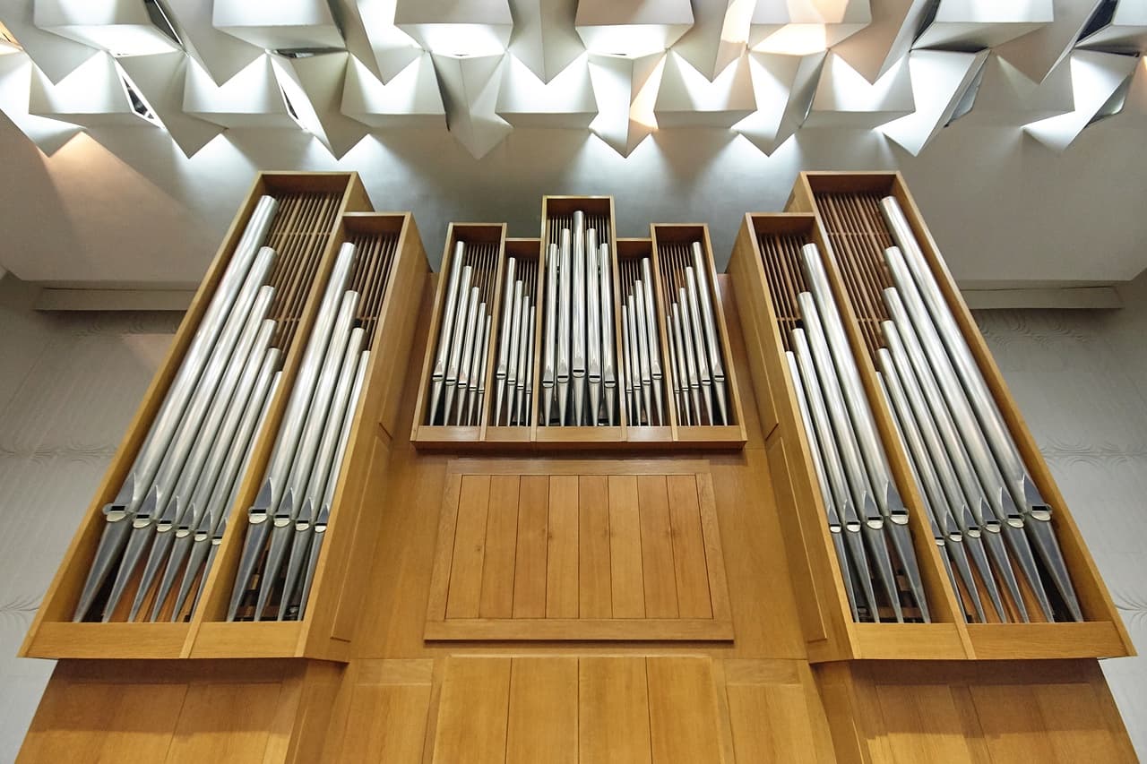 В гостях у его величества органа (Филармония)