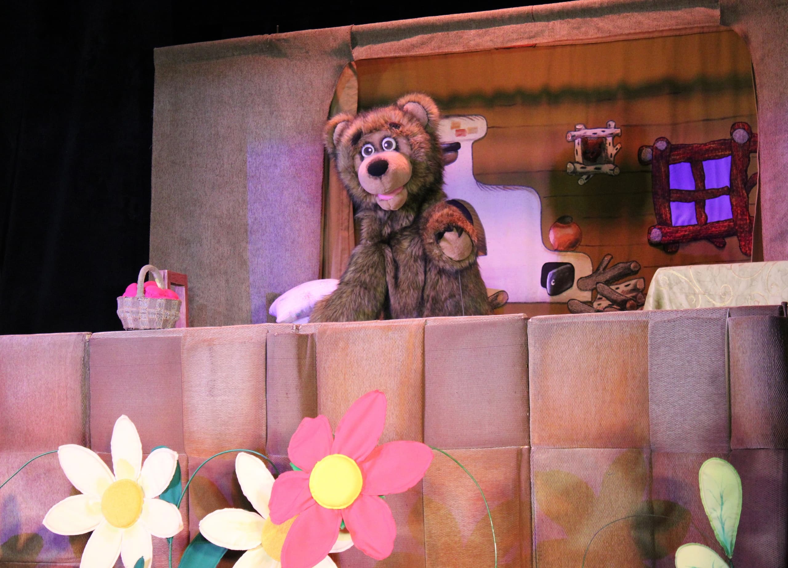 Машенька и Медведь (Театр кукол им. Светильникова)