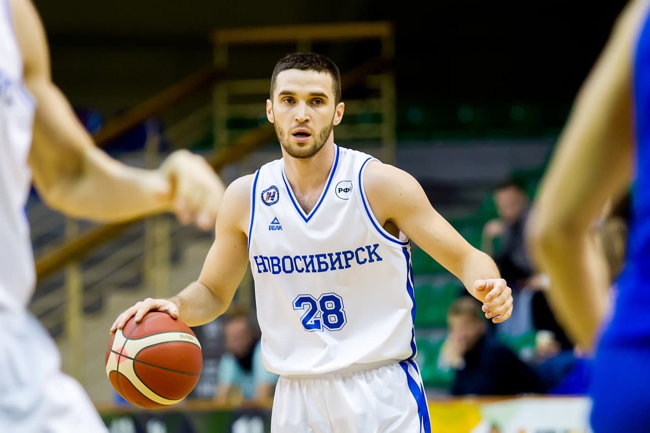 Новосибирск — Динамо (Север)