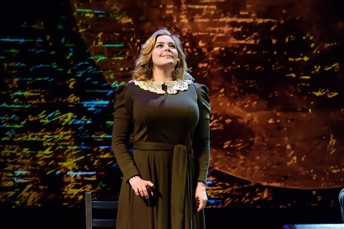 Онегин (ДК «Выборгский»)