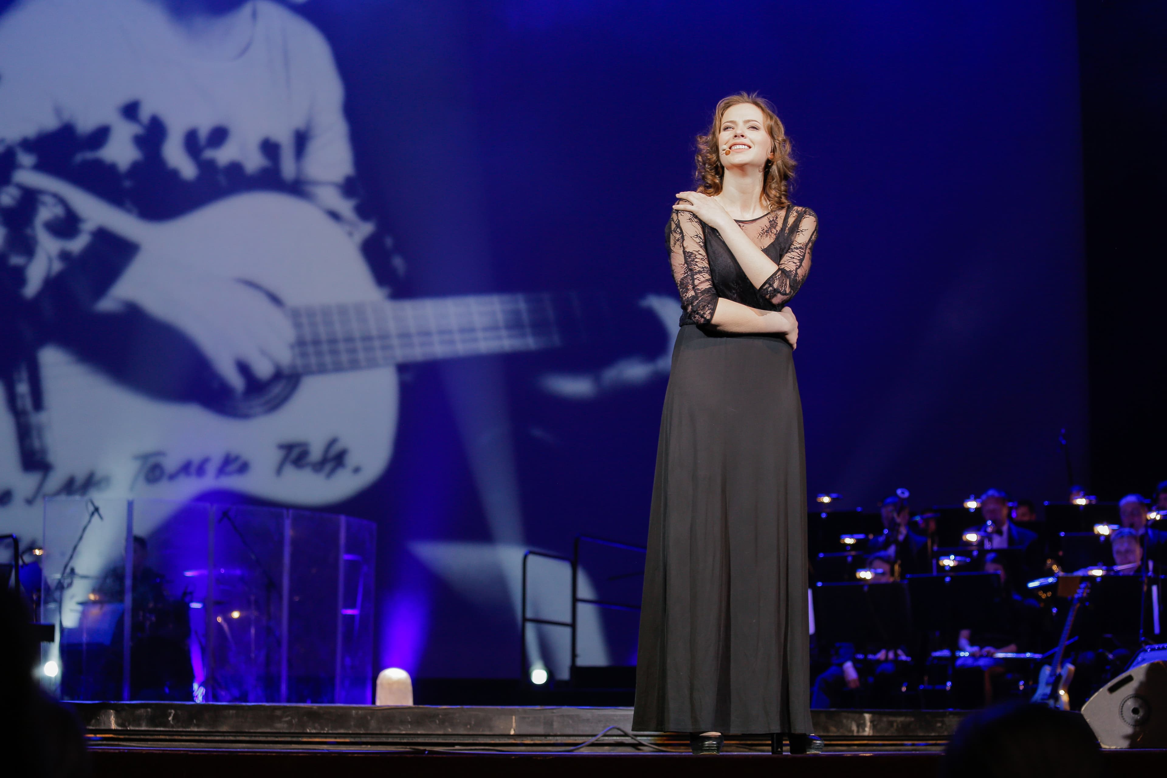 Высоцкий. Рождение легенды (БКЗ «Октябрьский»)