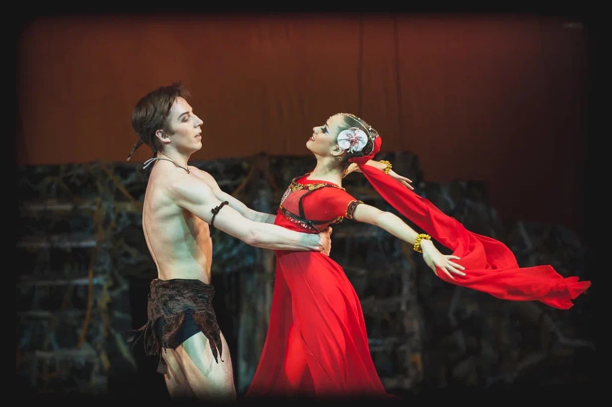 Маугли (Драматический театр им. Кирова)