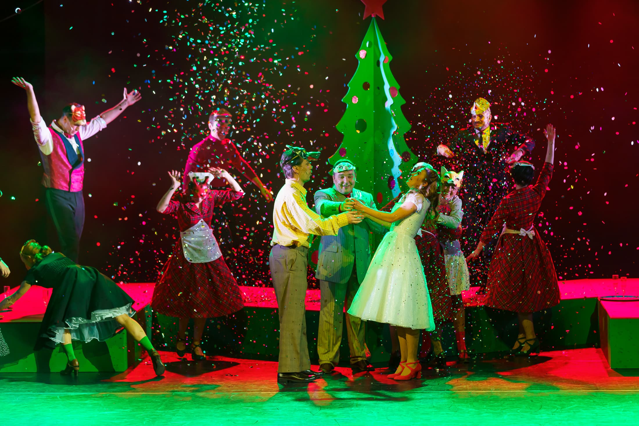 Карнавальная ночь (Дворец молодёжи)