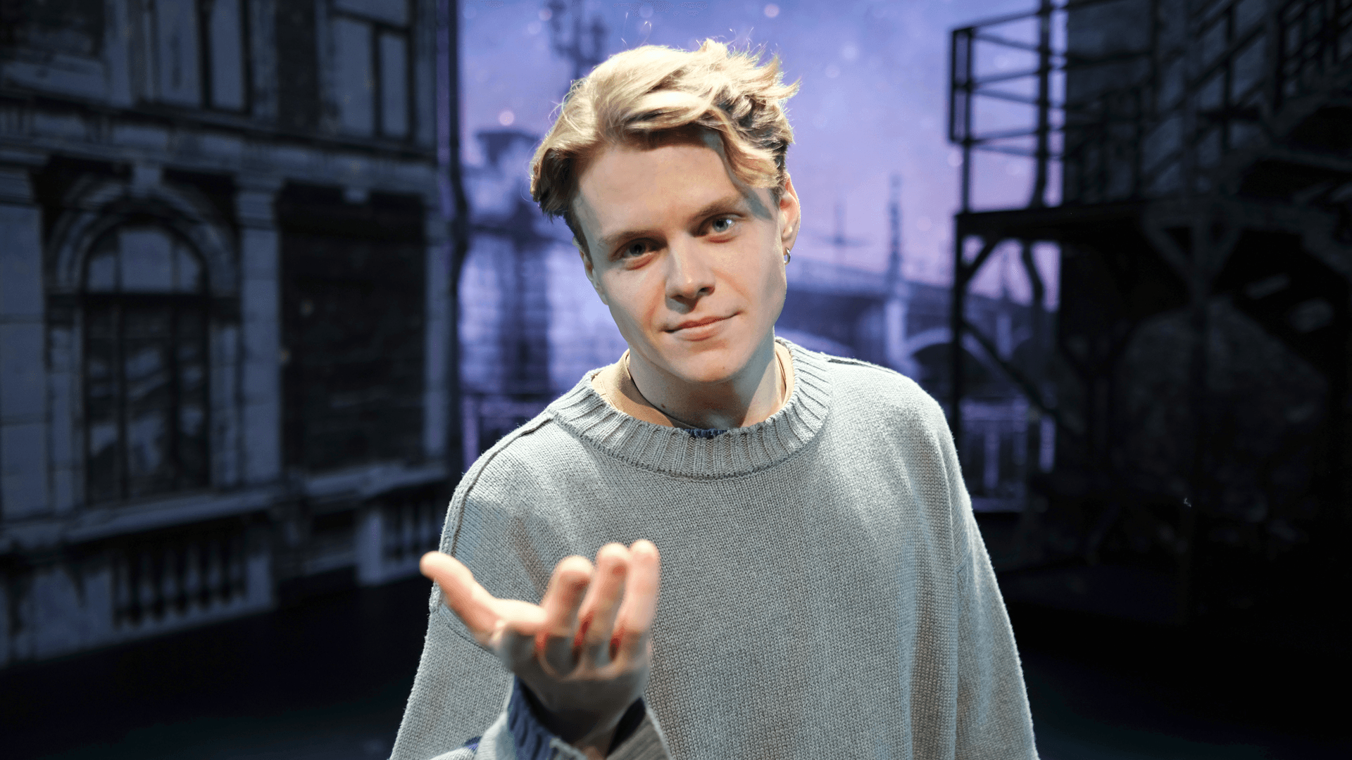 Экскурсия за кулисы «Ничего не бойся, я с тобой» с артистом мюзикла (Московский дворец молодёжи)