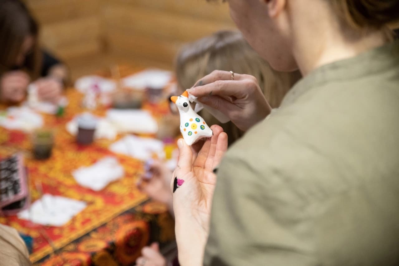 Роспись дымковской свистульки (Музей истории Хлынова)